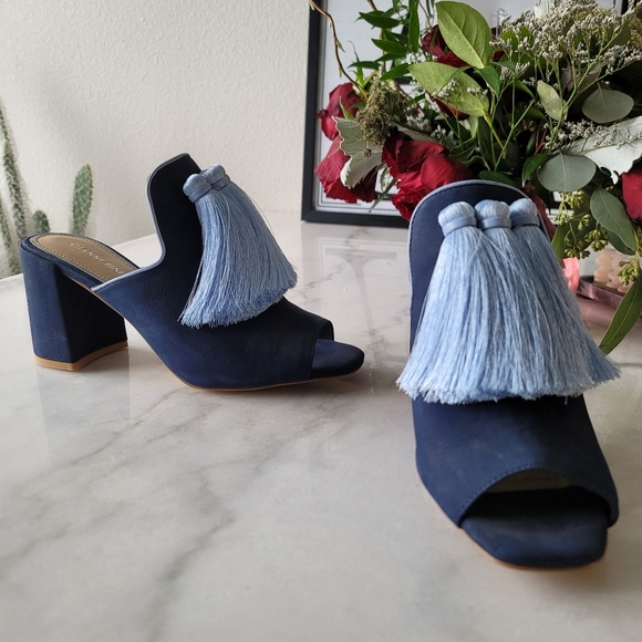 COPY - GIANI BINI Tassel Sandals - Picture 7 of 7